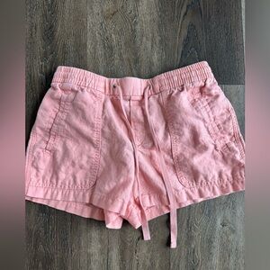 Gap linen blend shorts.  Women’s size XS.  Light pink/coral color.